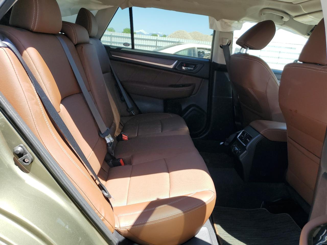 4S4BSATC3J3265117 2018 Subaru Outback Touring