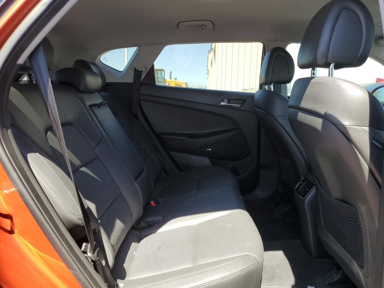 KM8J33A21HU451922 2017 Hyundai Tucson Limited