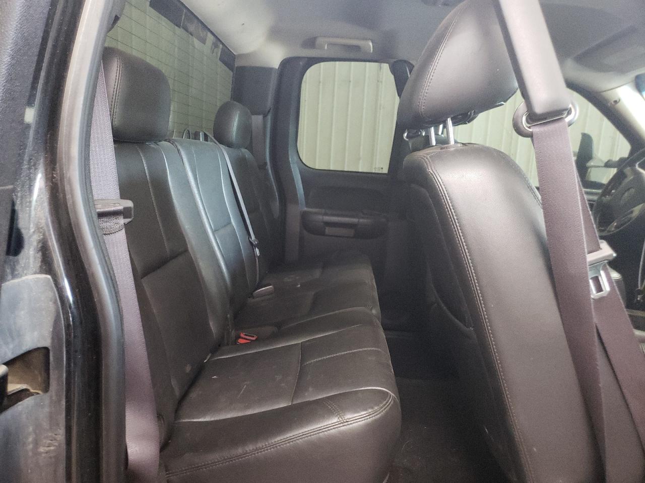 1GT221C80BZ319133 2011 GMC Sierra K2500 Slt