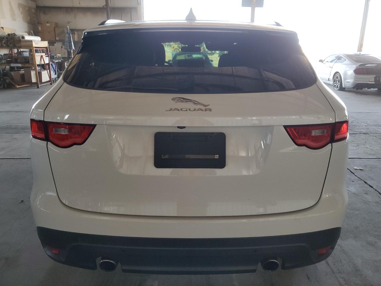 SADCK2BV8HA891029 2017 Jaguar F-Pace Prestige