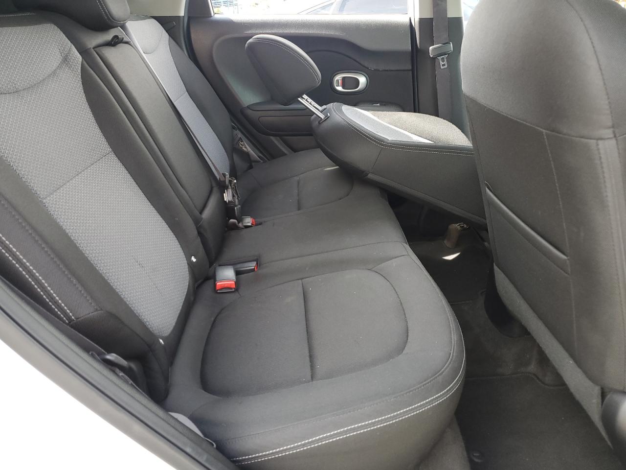 KNDJP3A52J7532645 2018 Kia Soul +