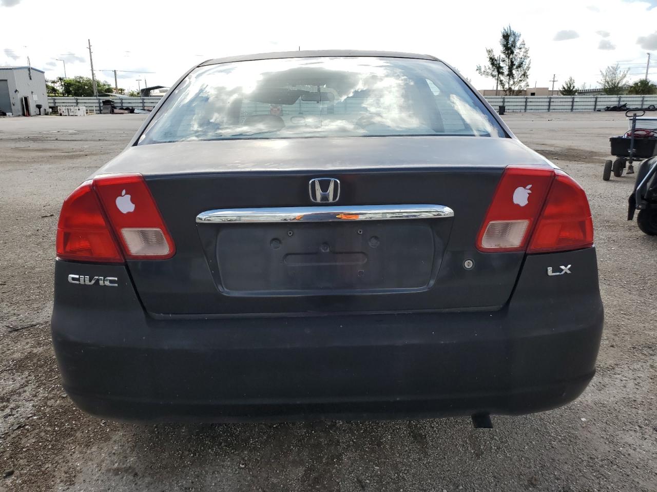 2HGES16592H551990 2002 Honda Civic Lx