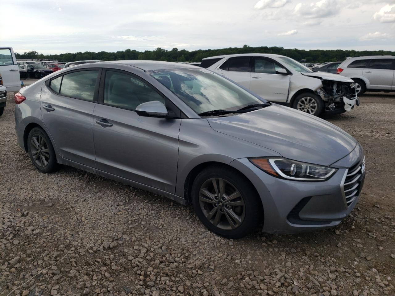 Lot #2741636159 2017 HYUNDAI ELANTRA SE