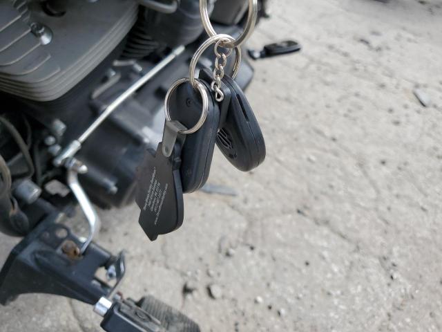 2011 HARLEY-DAVIDSON FXS - 1HD1JP520BB031985