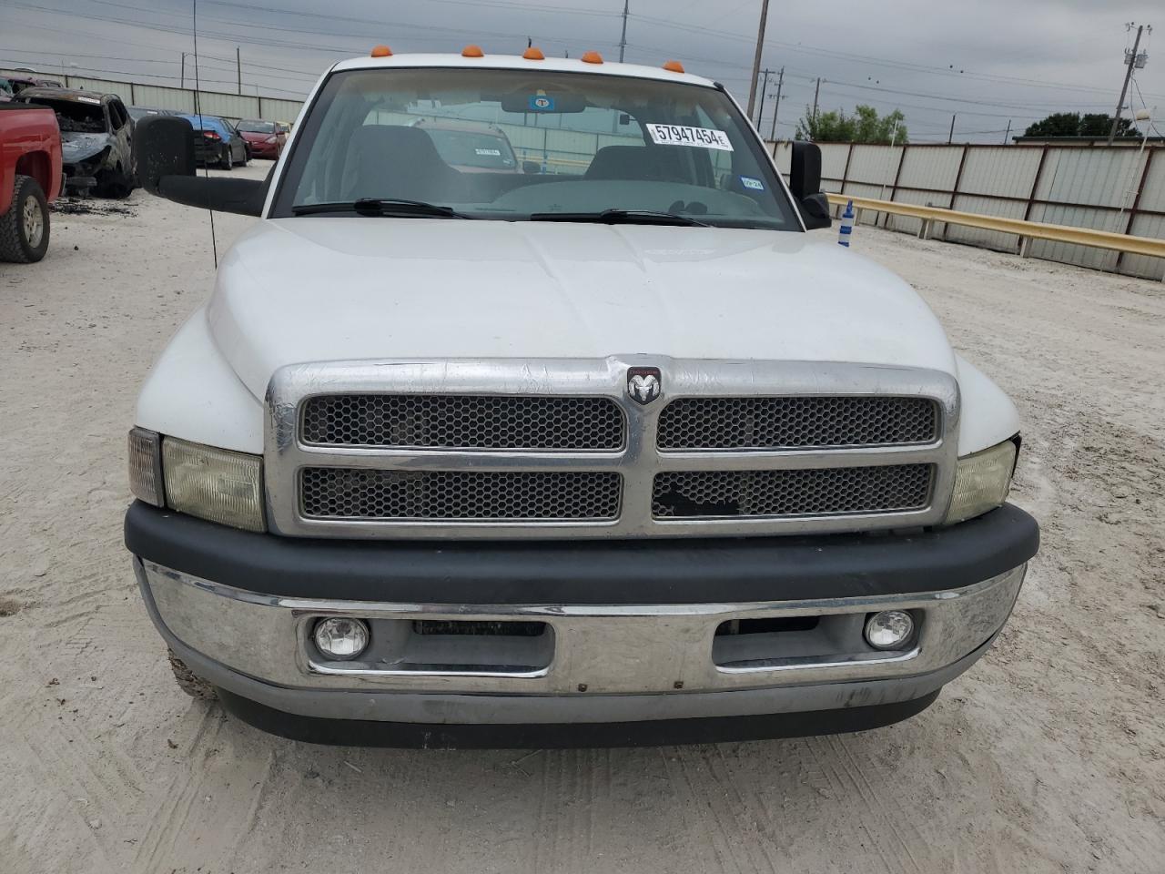 Lot #3033516096 2001 DODGE RAM 3500