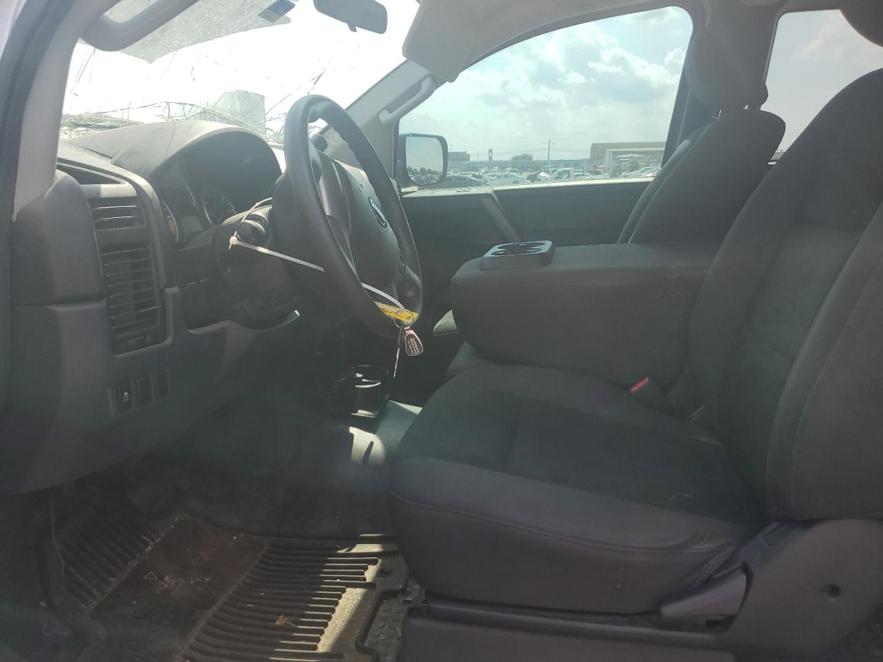 1N6BA0CH7EN502468 2014 Nissan Titan S