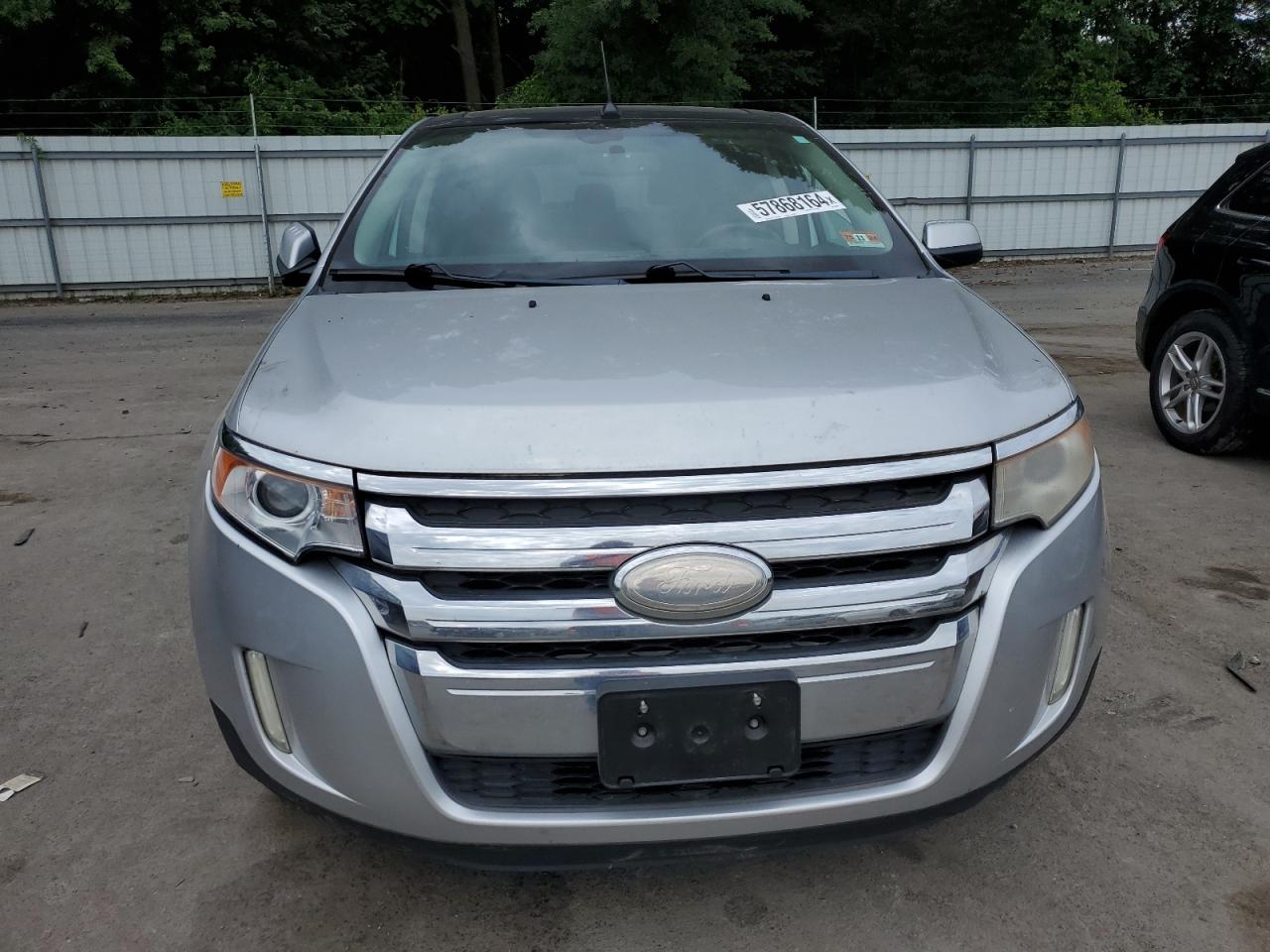 2FMDK4JC3BBB63993 2011 Ford Edge Sel