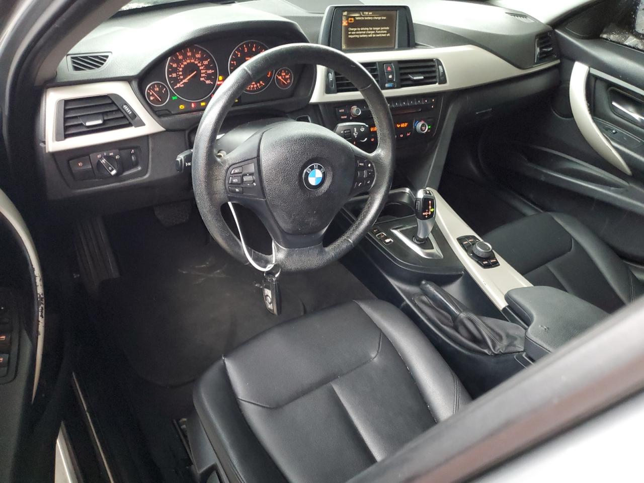 WBA3B1C55FP830958 2015 BMW 320 I