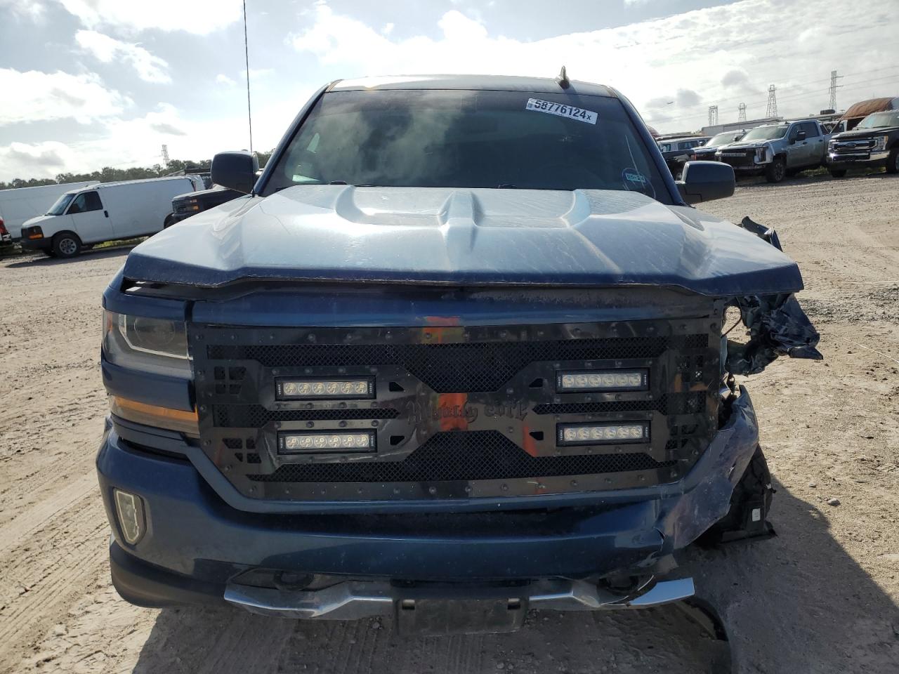 2018 Chevrolet Silverado K1500 Lt vin: 3GCUKREC0JG114838