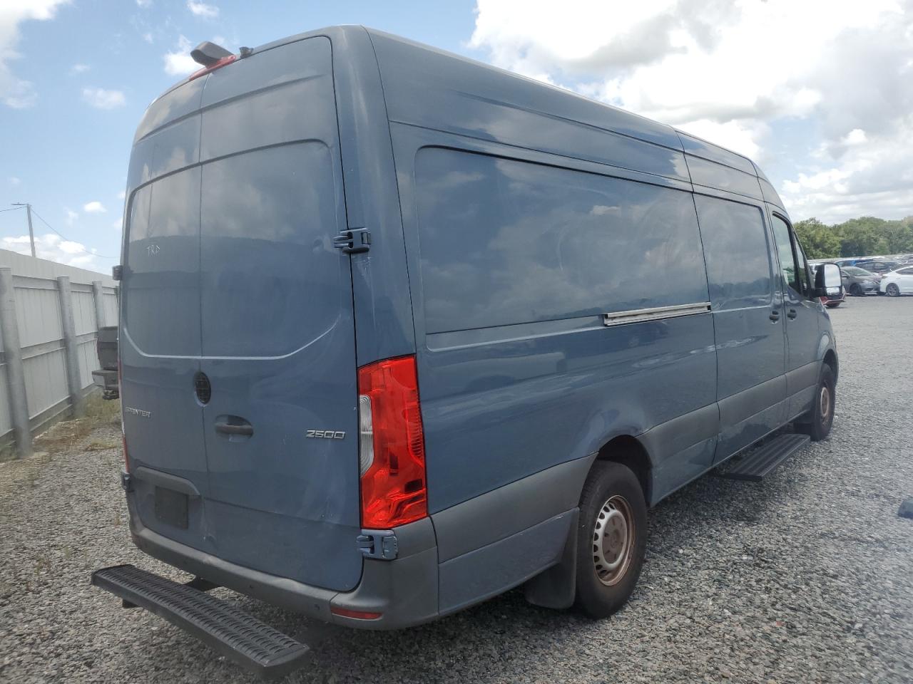 WD4PF1CD4KP126363 2019 Mercedes-Benz Sprinter 2500/3500