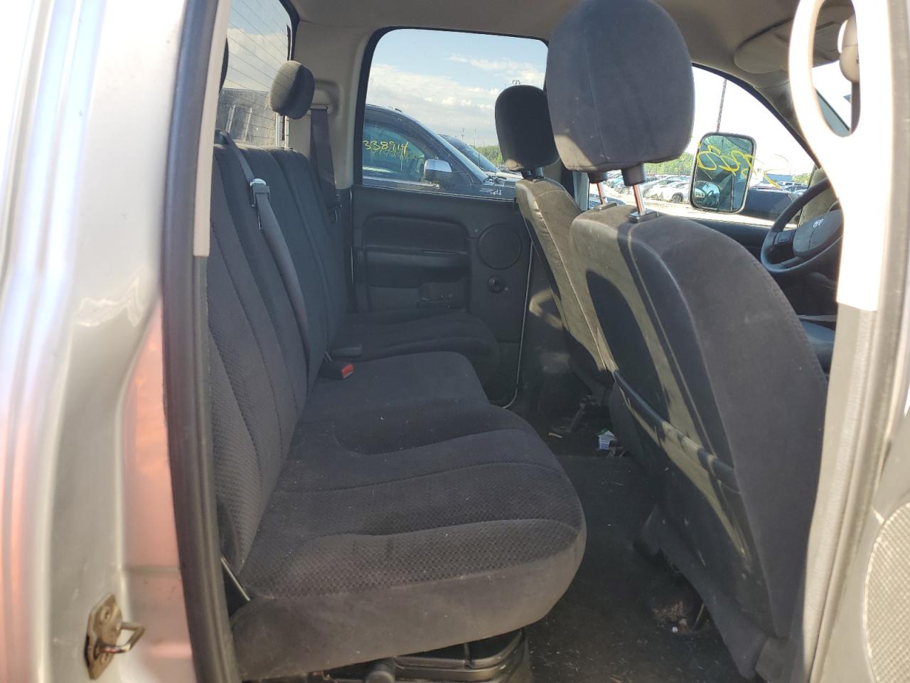 3D7KS28CX5G763259 2005 Dodge Ram 2500 St