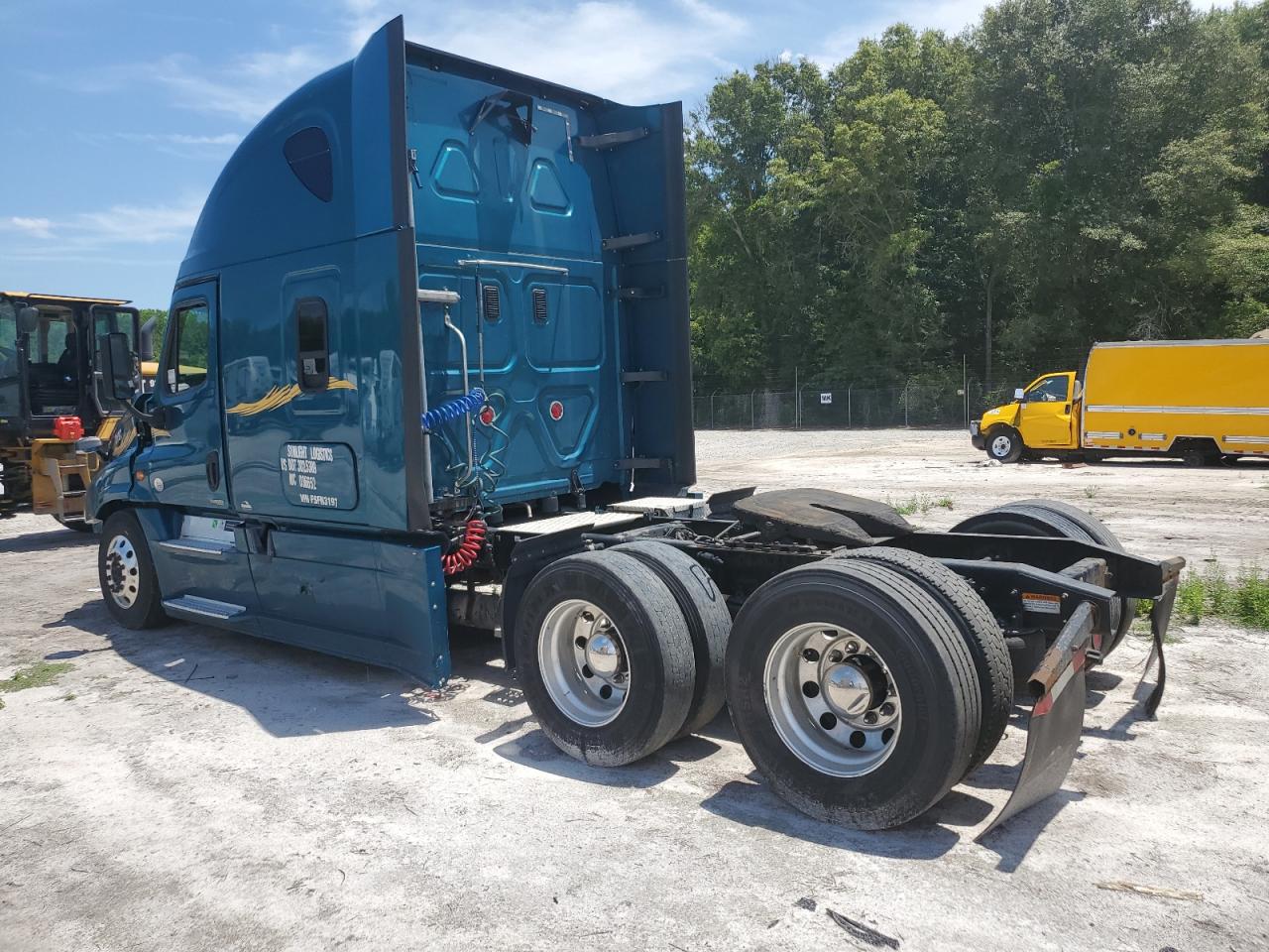 3AKJGLD54FSFN3197 2015 Freightliner Cascadia 125