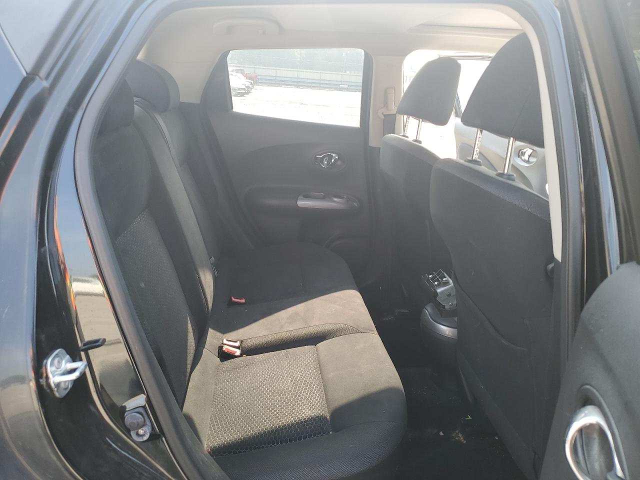 JN8AF5MV1FT556965 2015 Nissan Juke S