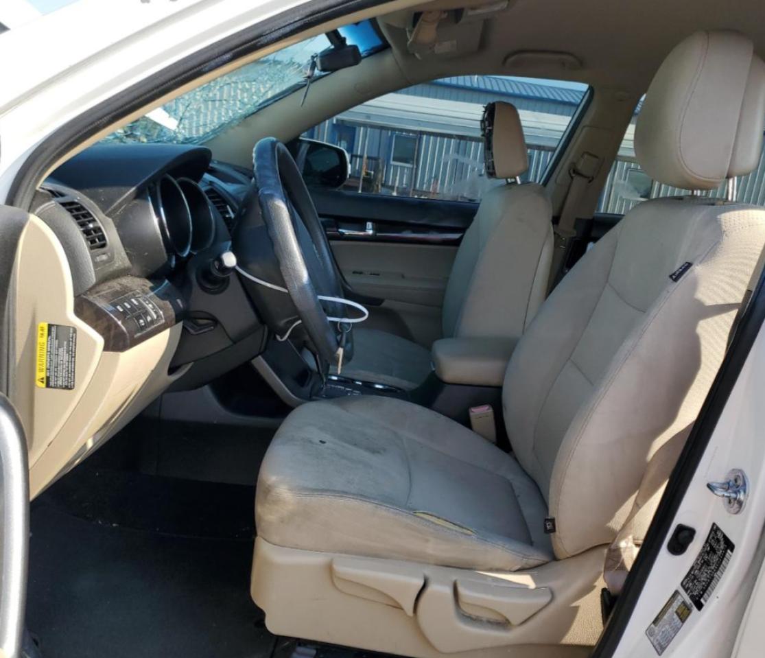 5XYKT3A63CG293475 2012 Kia Sorento Base