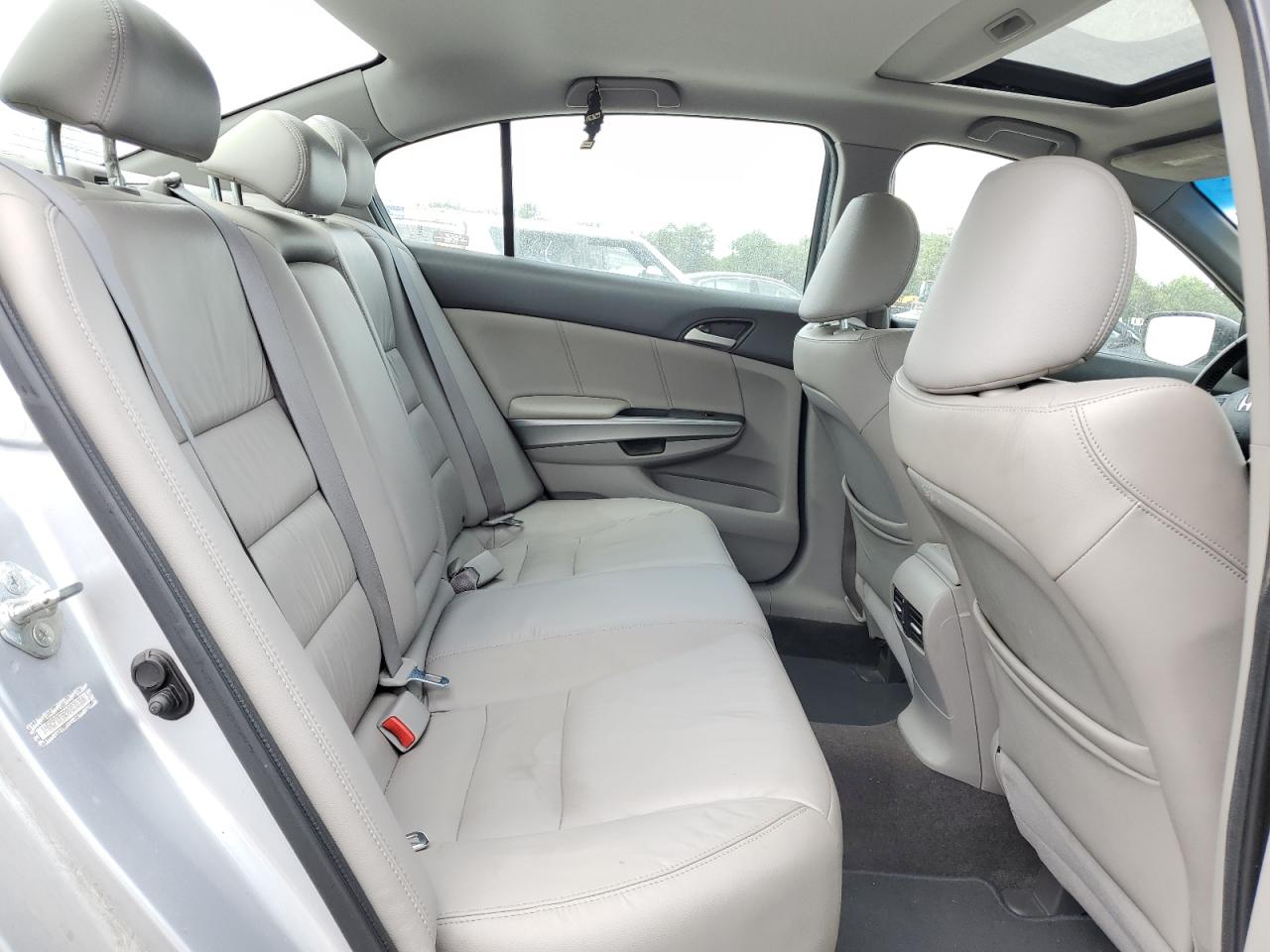 1HGCP2F82AA036366 2010 Honda Accord Exl