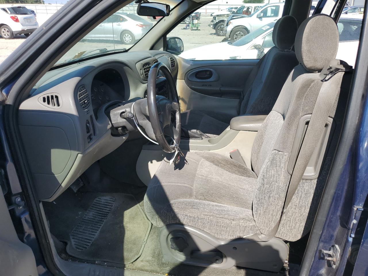 1GNDT13S032281079 2003 Chevrolet Trailblazer