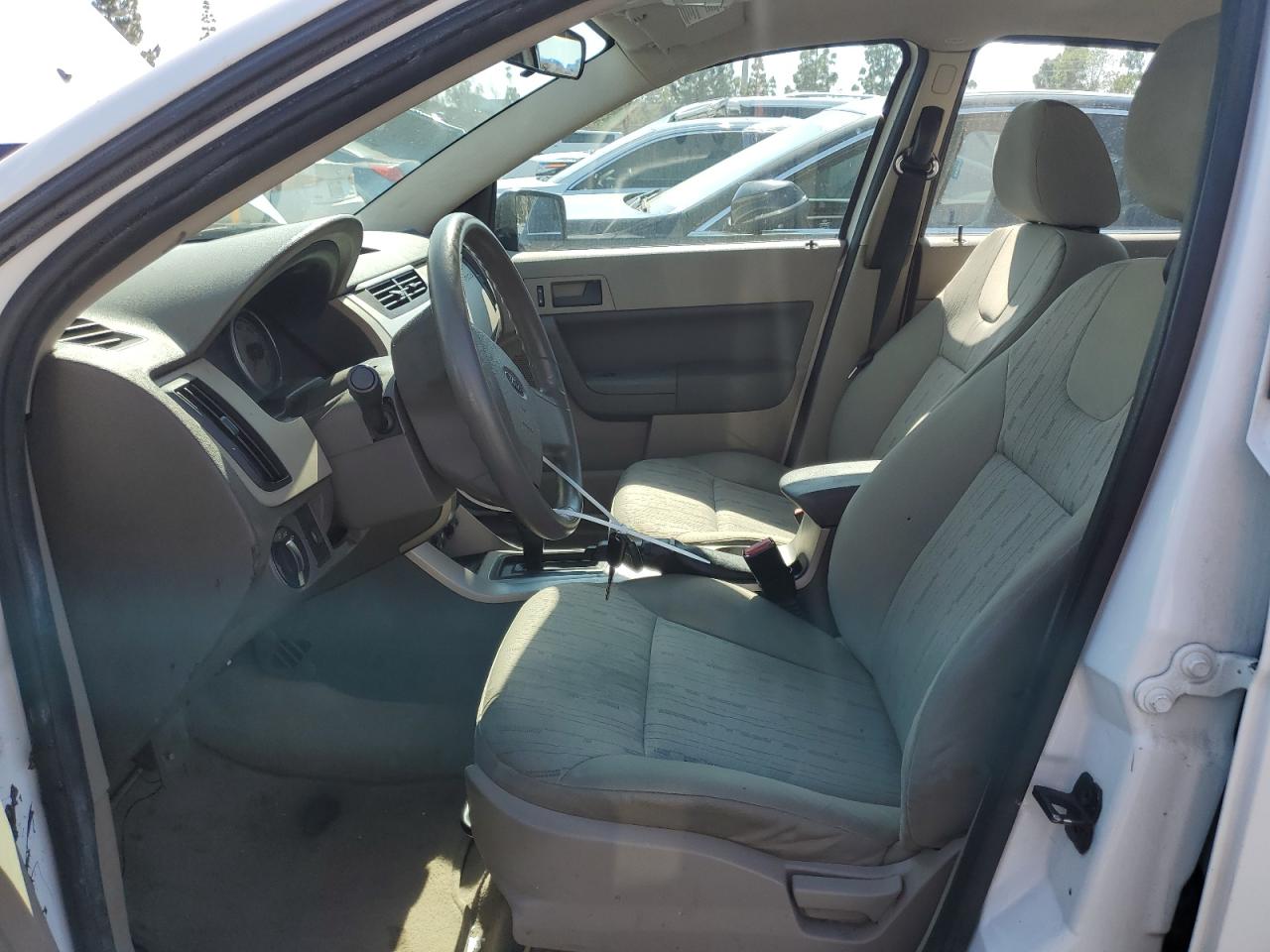 1FAHP35N38W120880 2008 Ford Focus Se