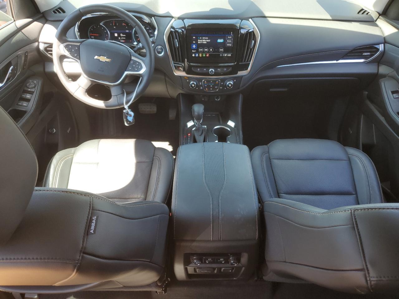 1GNEVKKW0MJ238104 2021 Chevrolet Traverse Premier