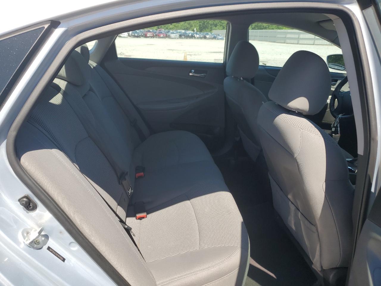 5NPEB4AC9DH644069 2013 Hyundai Sonata Gls