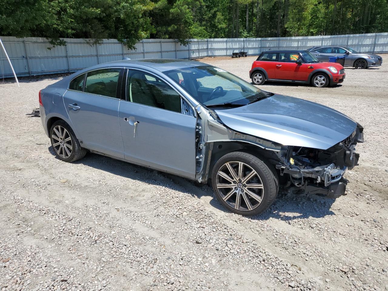 LYV402TMXHB137926 2017 Volvo S60 Platinum