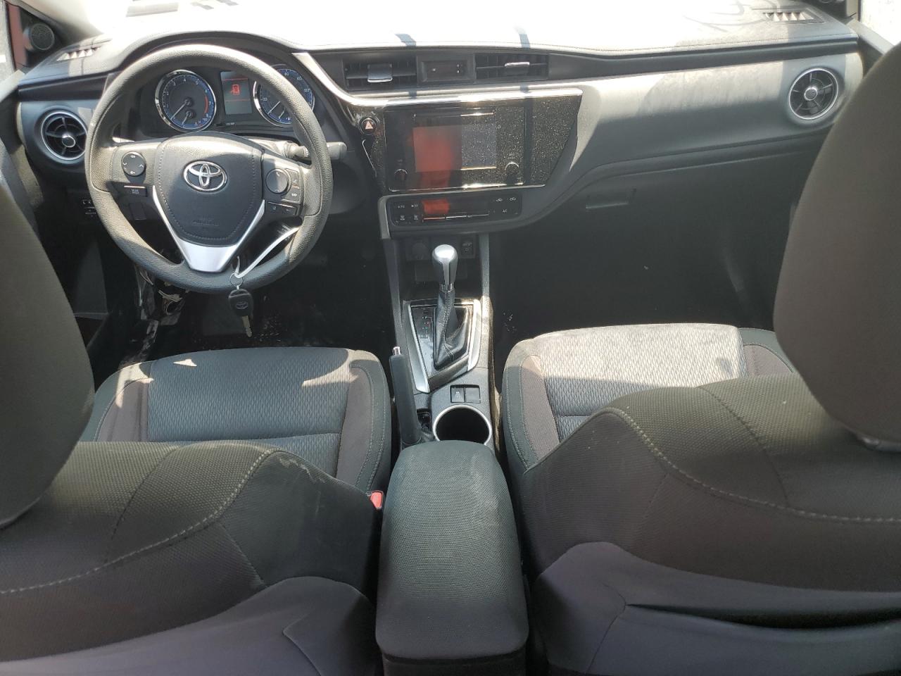 5YFBURHEXKP888945 2019 Toyota Corolla L