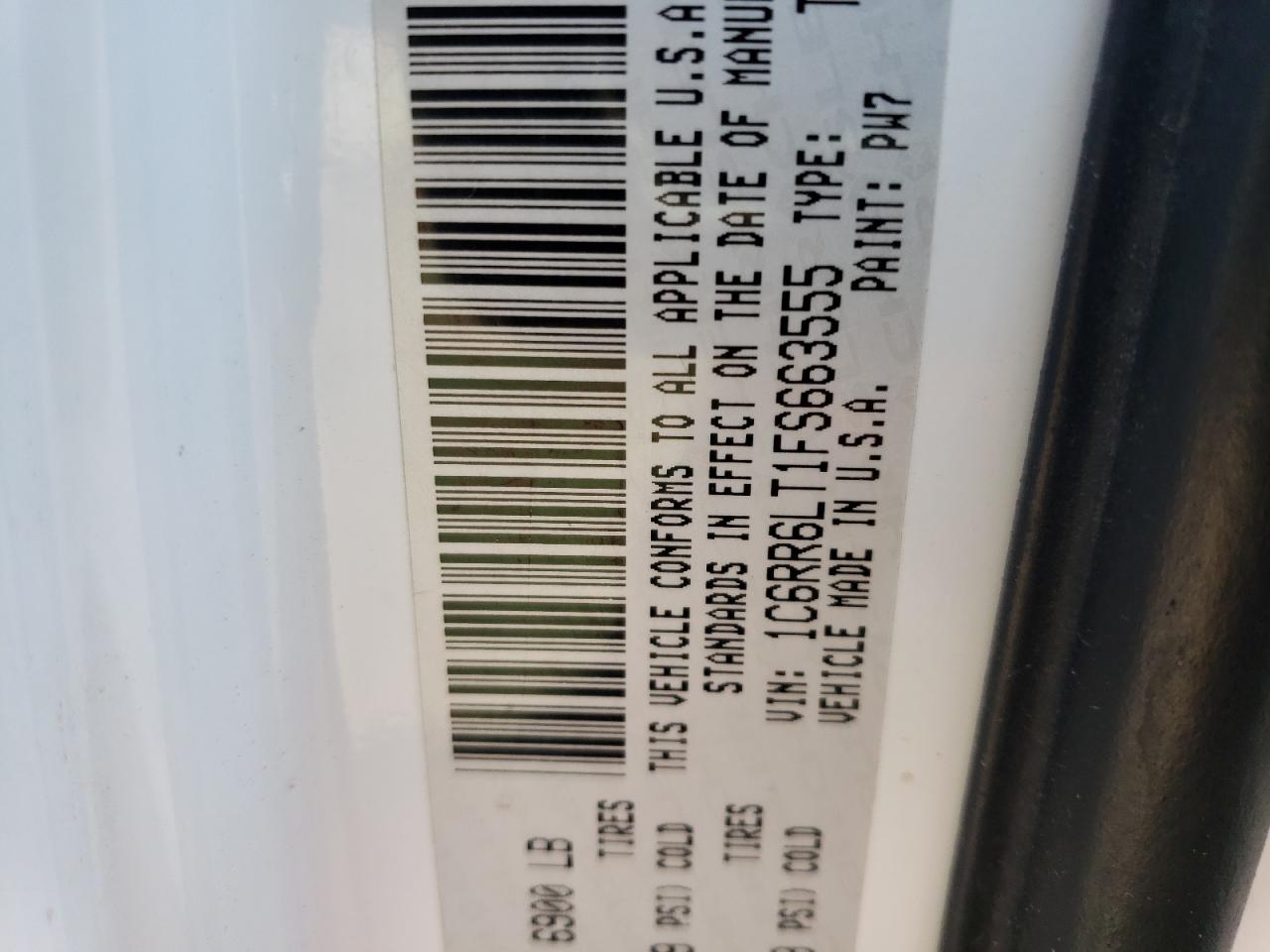 1C6RR6LT1FS663555 2015 Ram 1500 Slt