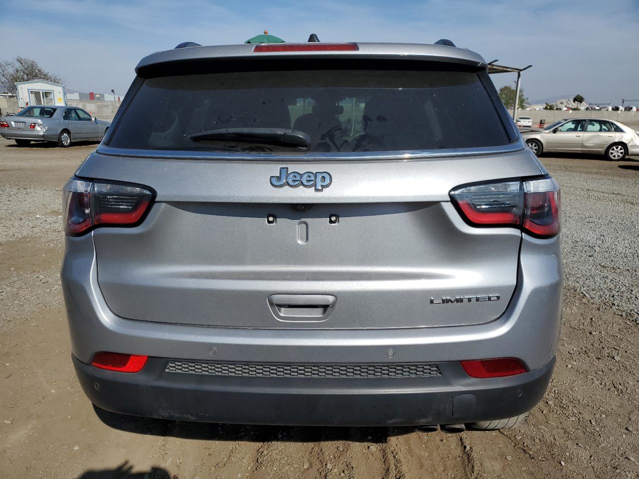 3C4NJCCB6JT407083 2018 Jeep Compass Limited