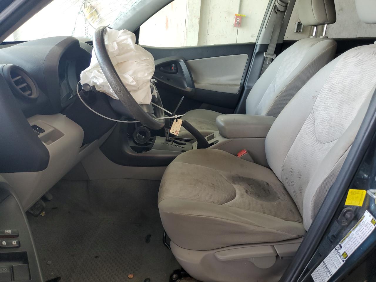 2T3BF4DV4BW129149 2011 Toyota Rav4