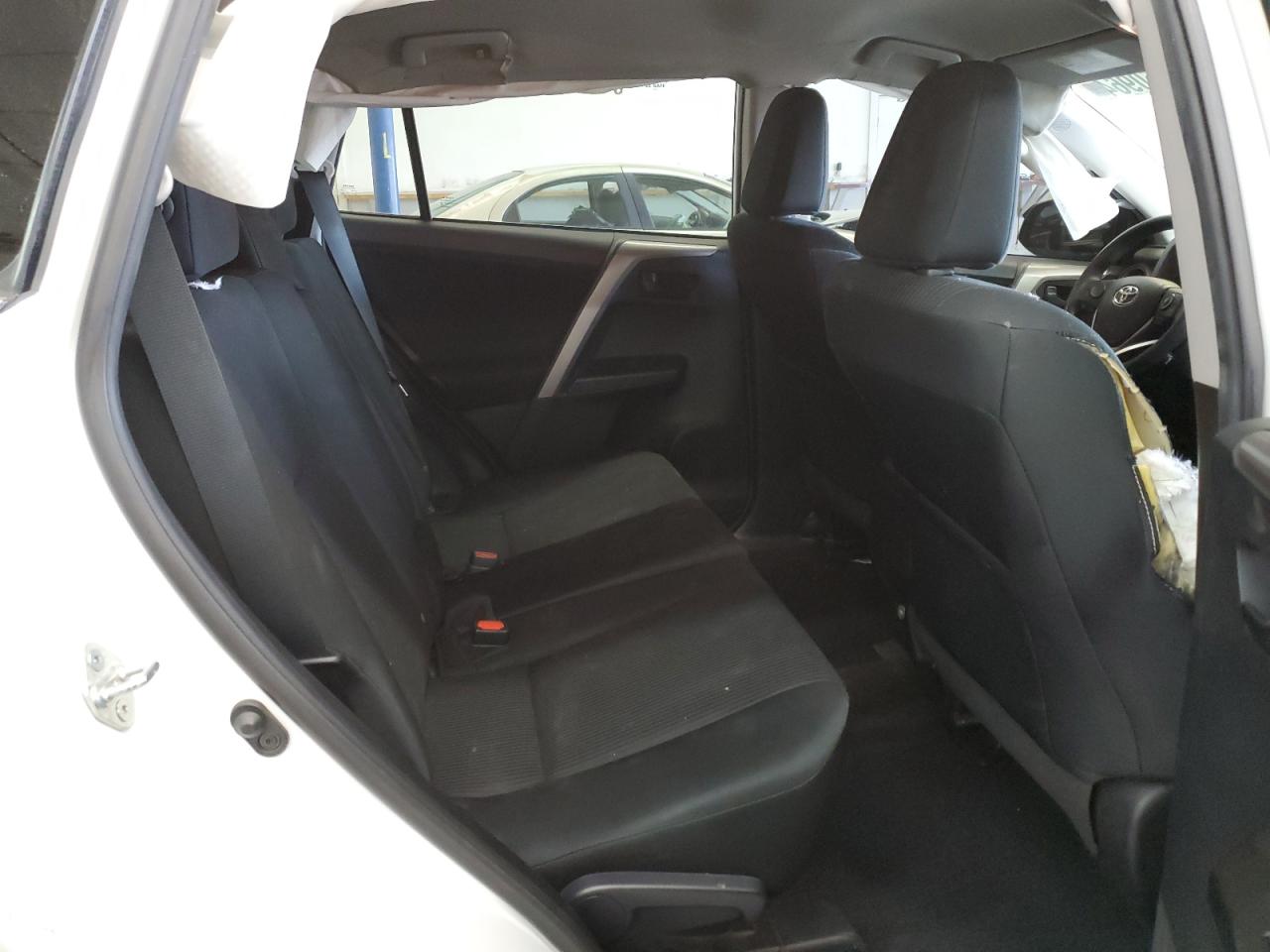 2T3BFREV2HW639276 2017 Toyota Rav4 Le