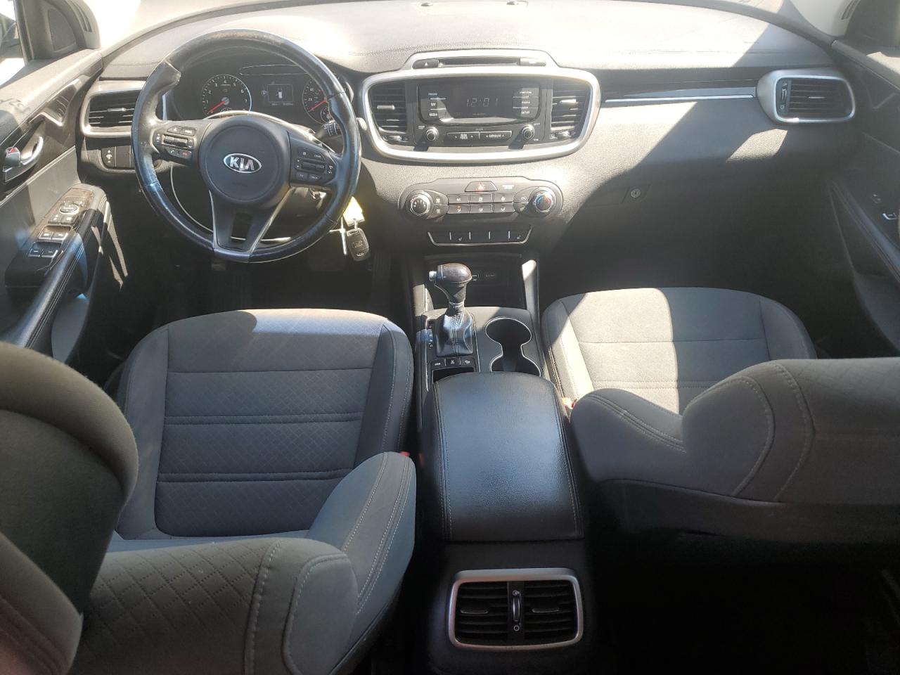 2016 Kia Sorento Lx vin: 5XYPGDA34GG040063