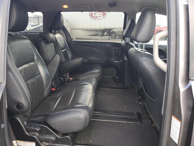 2018 TOYOTA SIENNA SE 5TDXZ3DCXJS925197