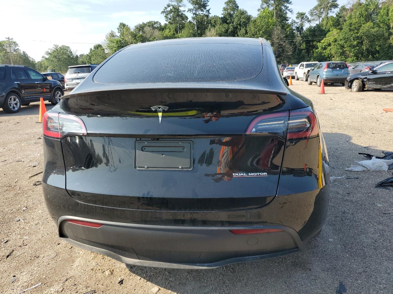 7SAYGDEF0PF924262 2023 Tesla Model Y