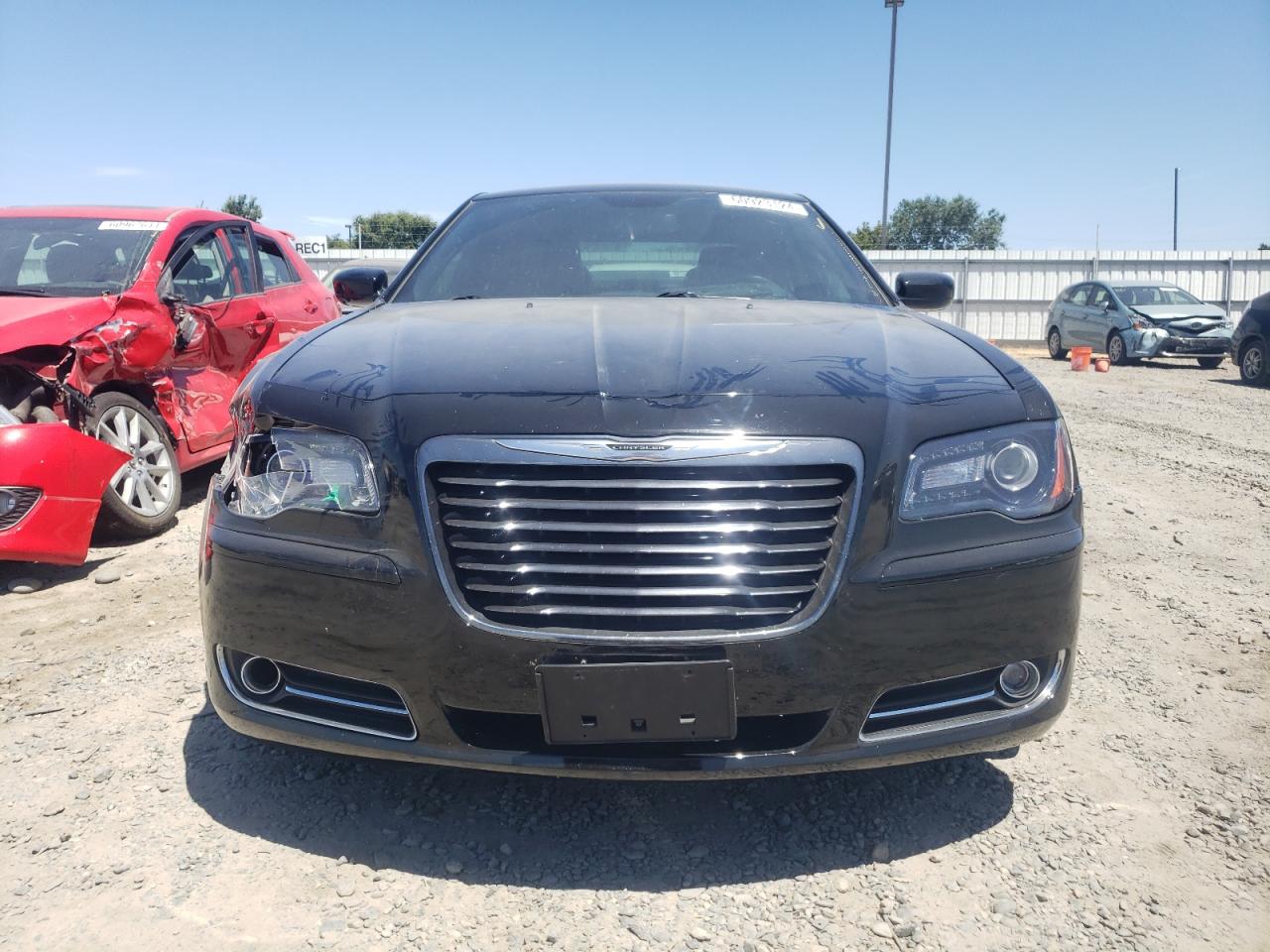 2014 Chrysler 300 S vin: 2C3CCABG3EH303902