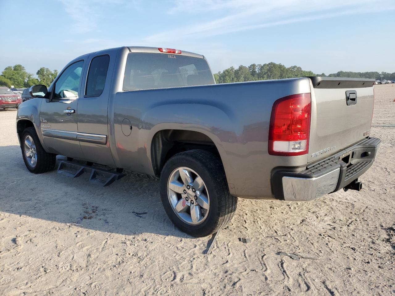 1GTR1VE0XDZ309759 2013 GMC Sierra C1500 Sle