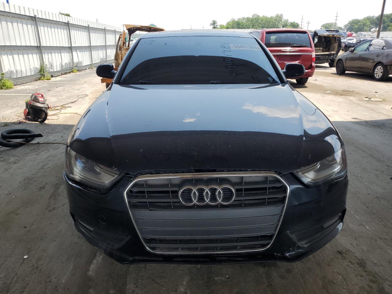 2013 Audi A4 Premium vin: WAUAFAFL7DN050992