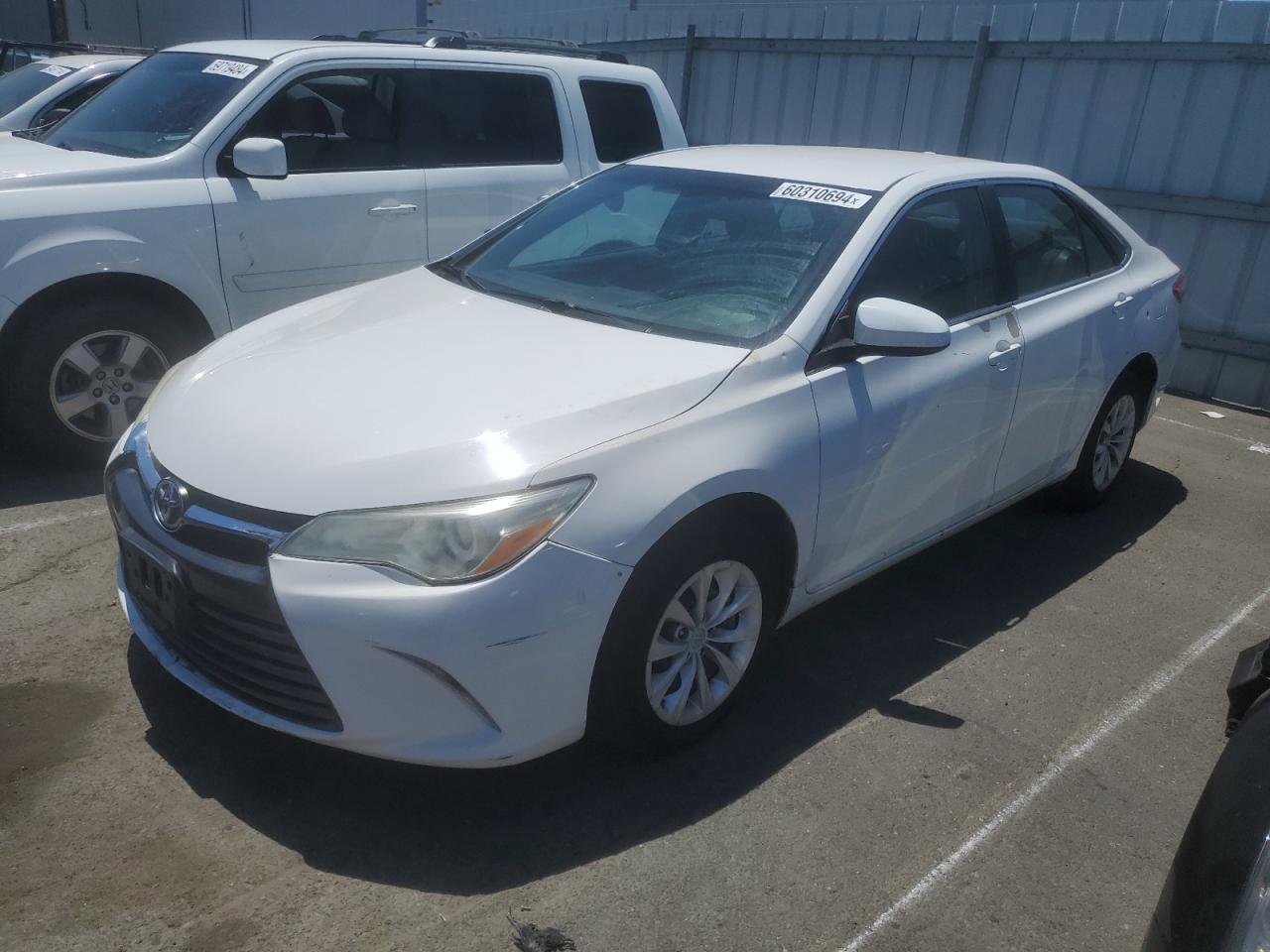 2015 Toyota Camry Le vin: 4T4BF1FK5FR473255