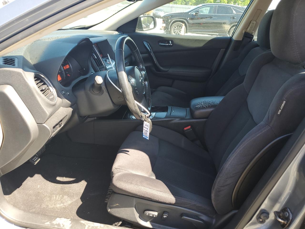 1N4AA5AP8AC838132 2010 Nissan Maxima S