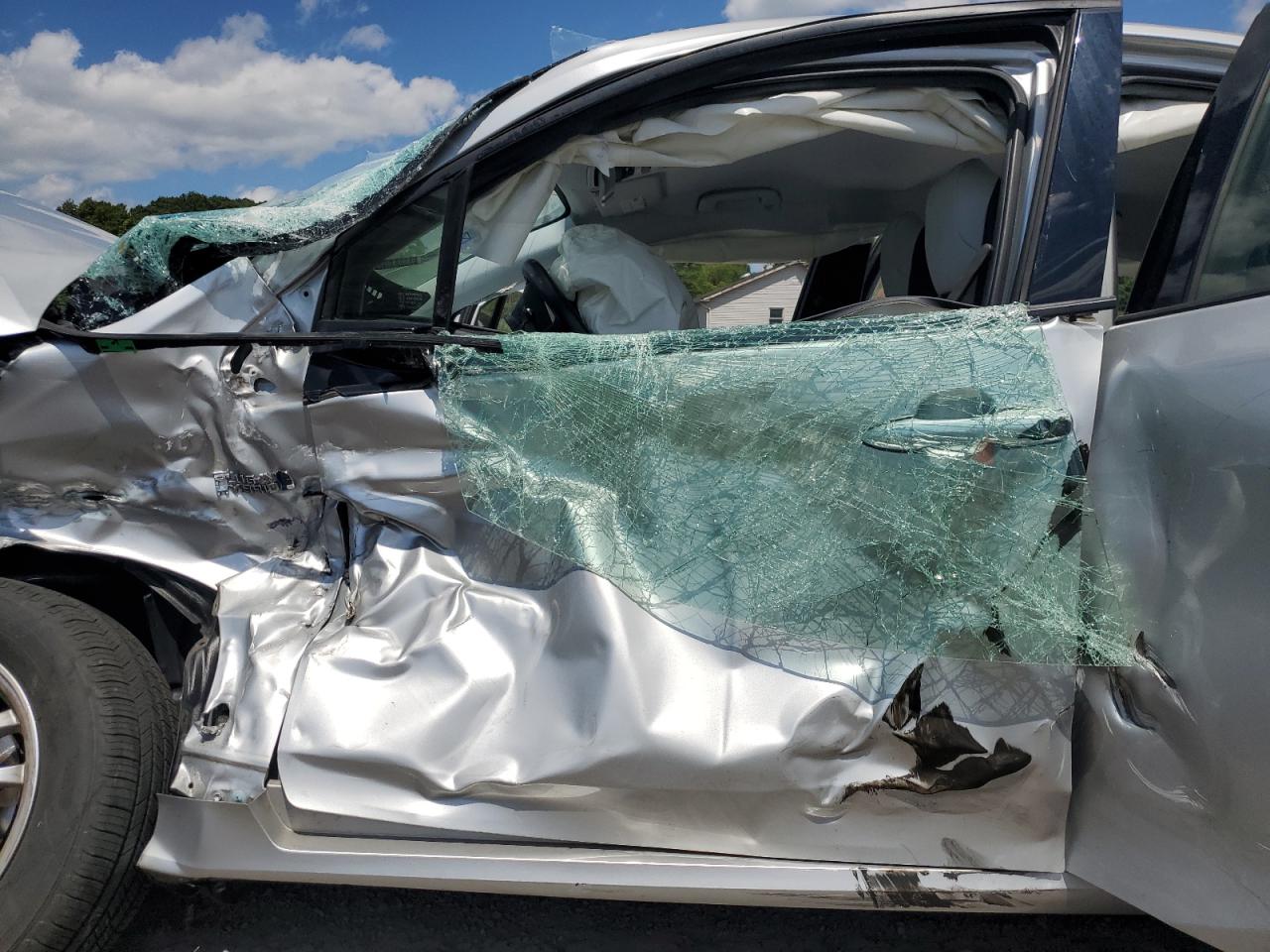 JTDKARFP4H3058184 2017 Toyota Prius Prime