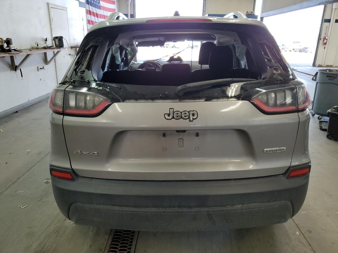 1C4PJMCBXLD652069 2020 Jeep Cherokee Latitude