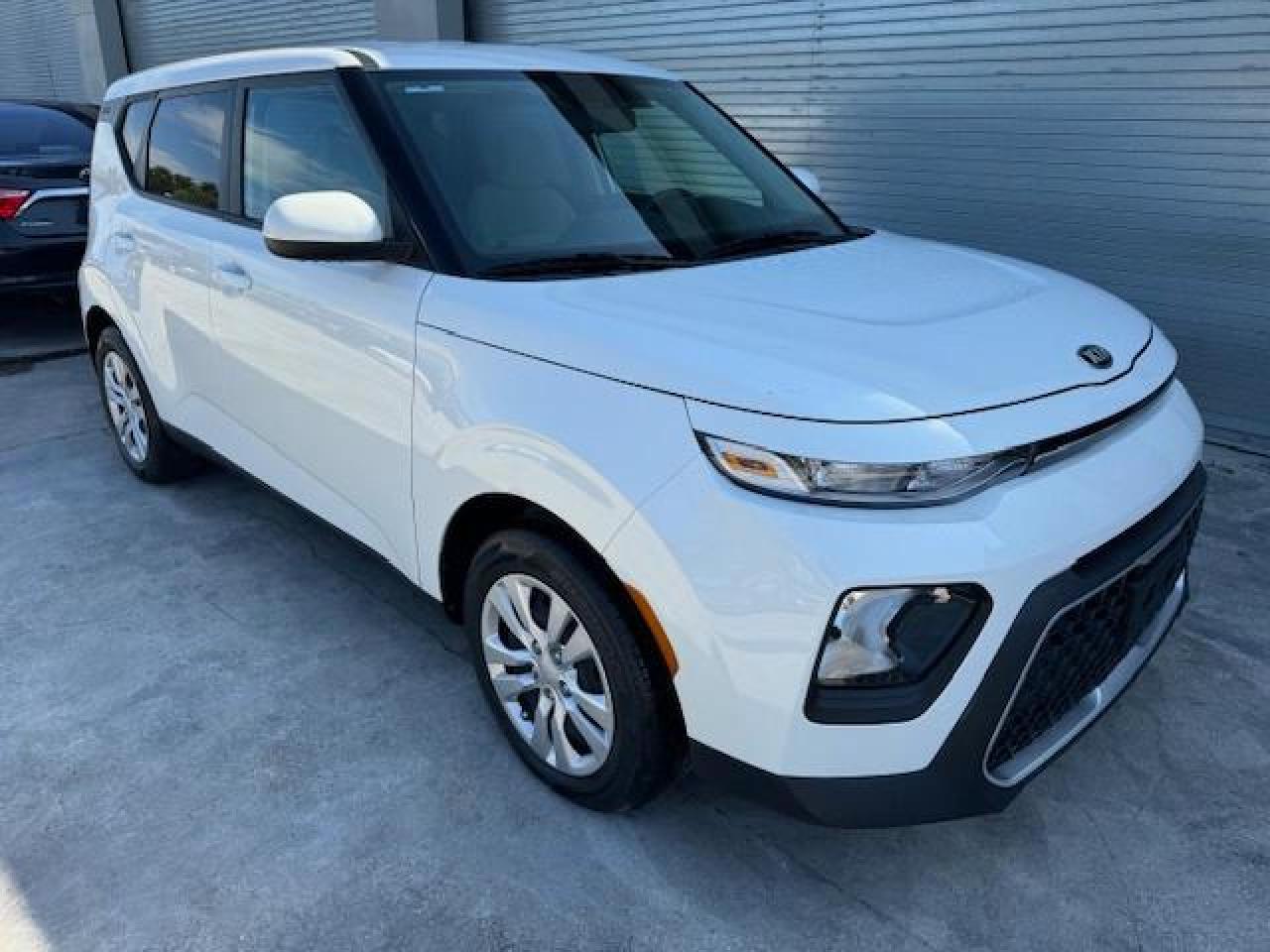 2020 Kia Soul Lx vin: KNDJ23AU2L7718792