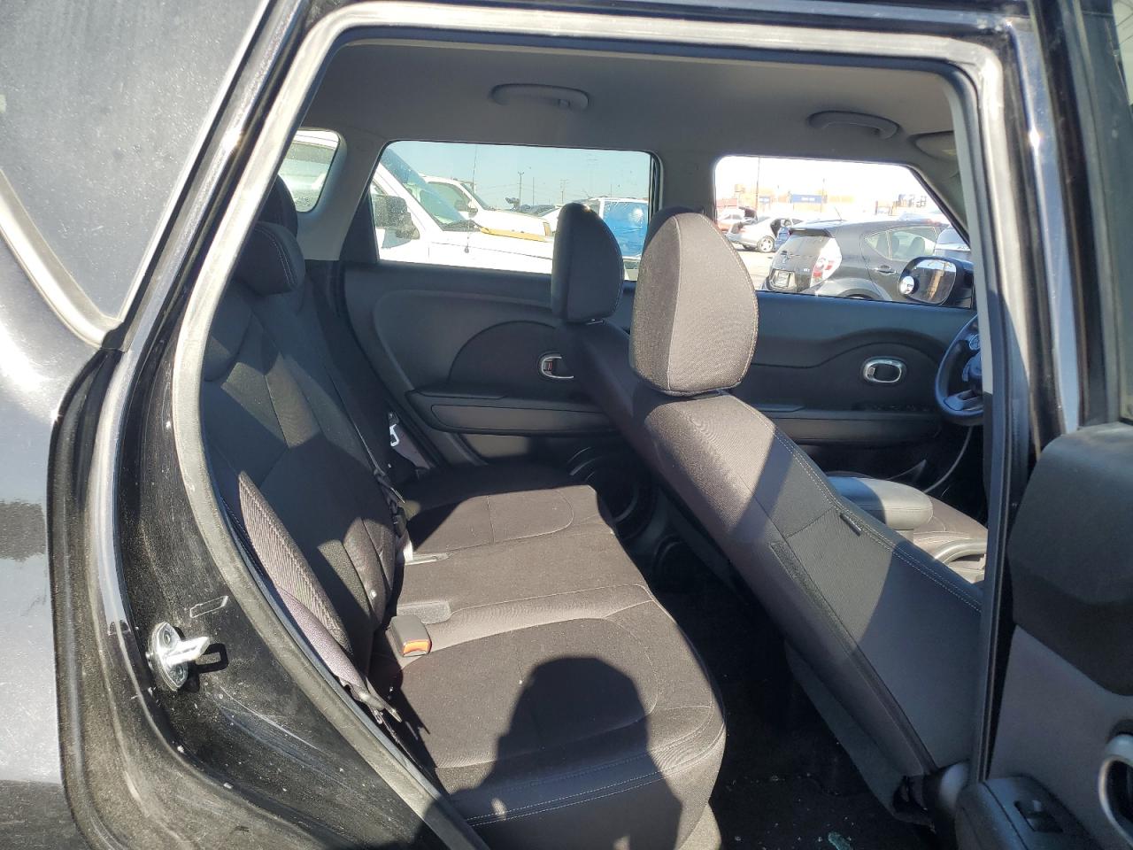 KNDJN2A29F7176711 2015 Kia Soul