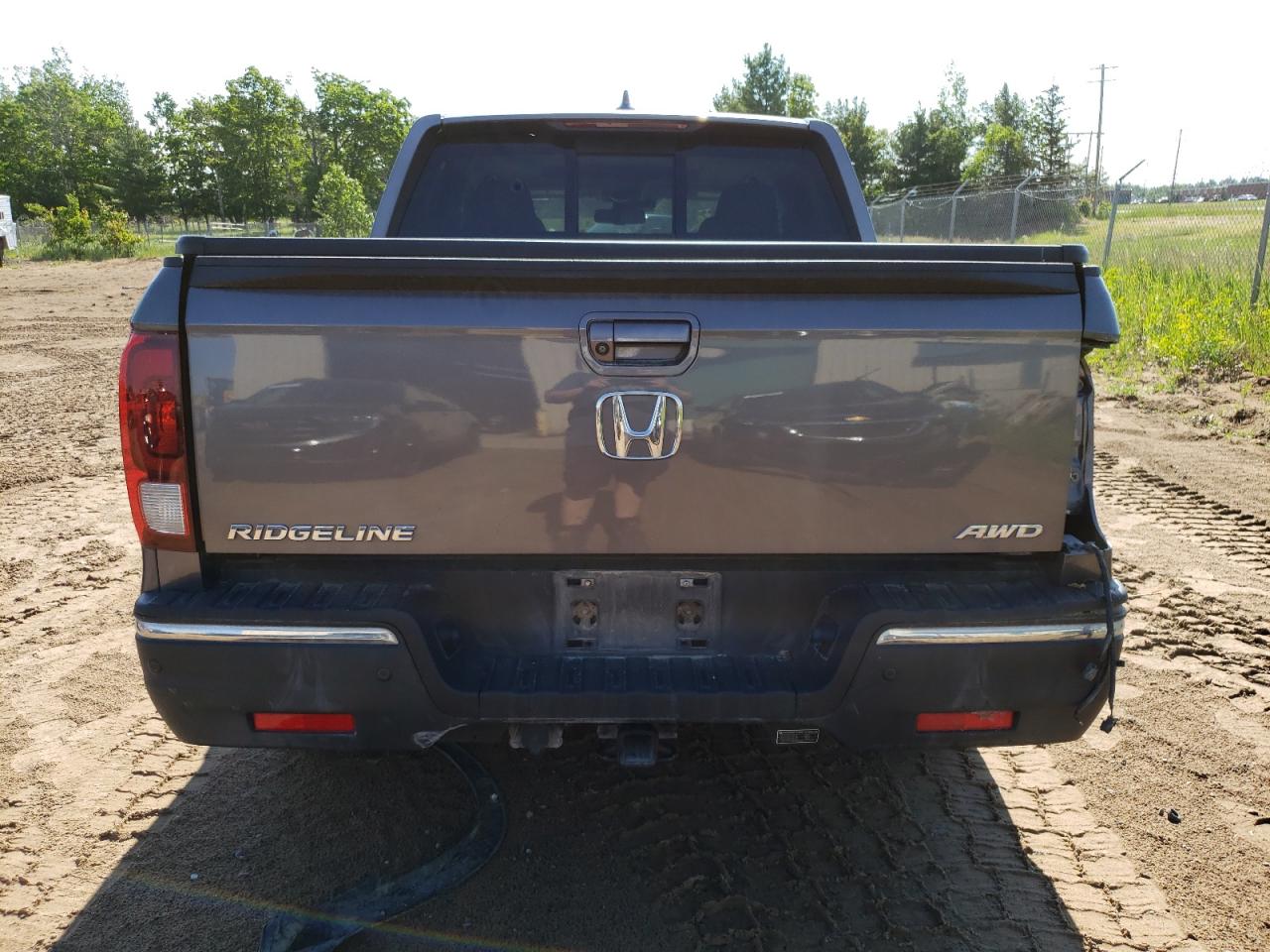 5FPYK3F79HB004409 2017 Honda Ridgeline Rtl