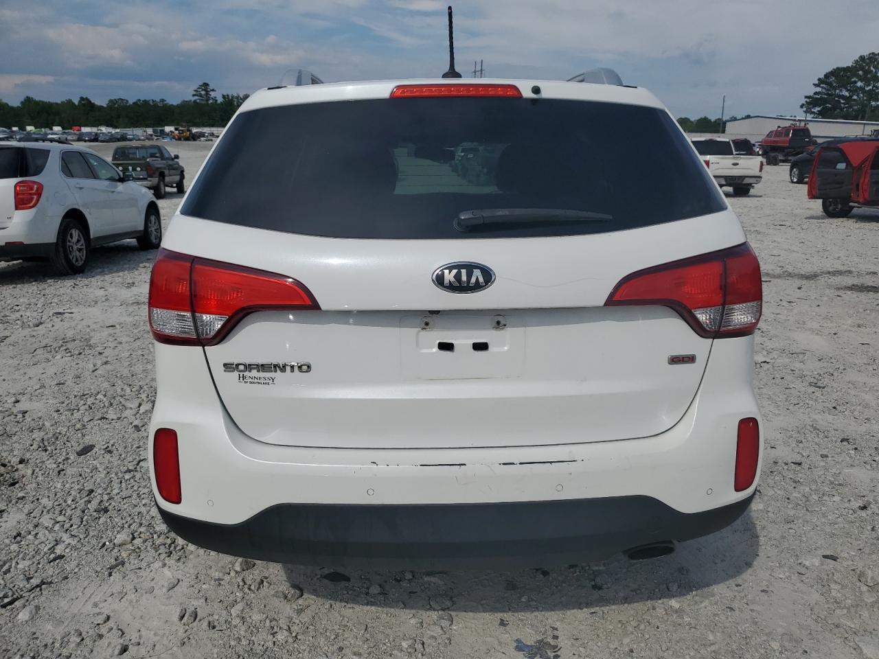 5XYKT4A66FG631736 2015 Kia Sorento Lx