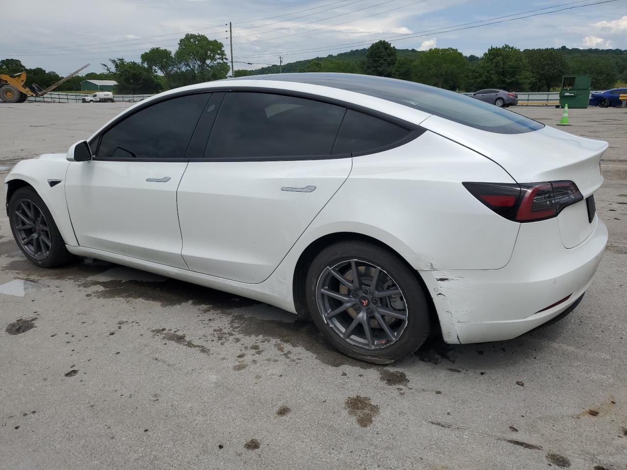 5YJ3E1EA6KF396932 2019 Tesla Model 3