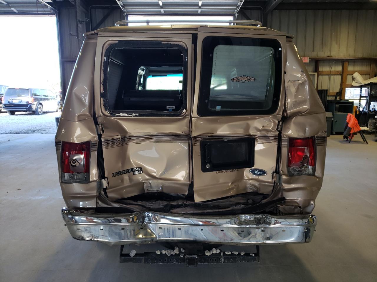 1FDRE1469WHA60278 1998 Ford Econoline E150 Van