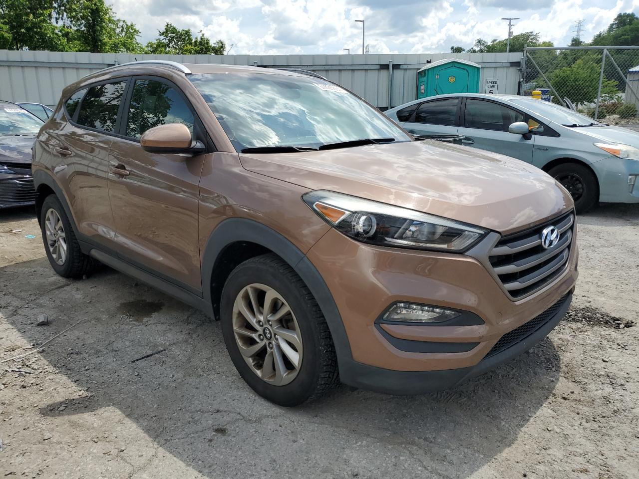 2016 Hyundai Tucson Limited vin: KM8J3CA46GU187788