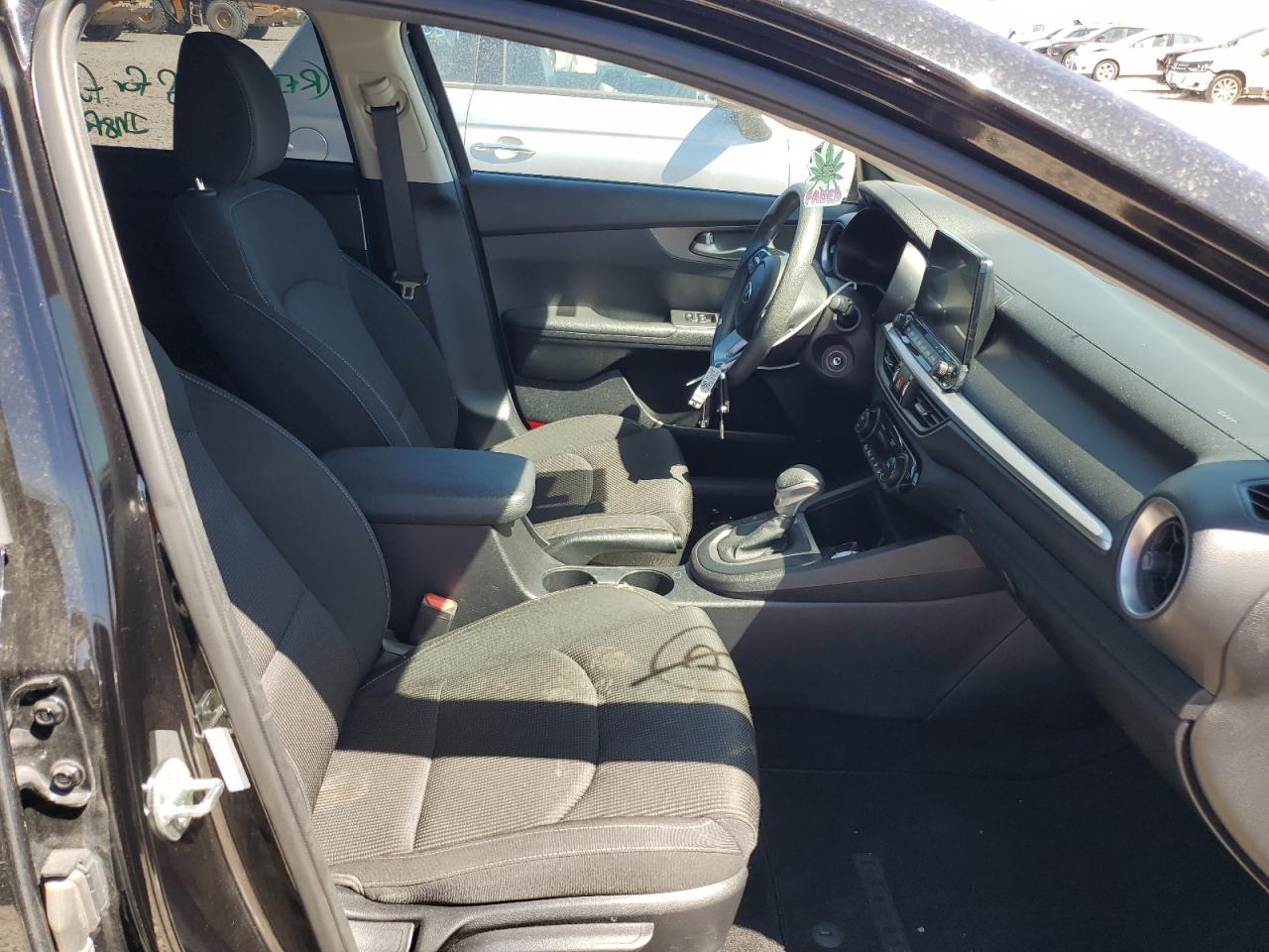 3KPF24AD9KE028340 2019 Kia Forte Fe