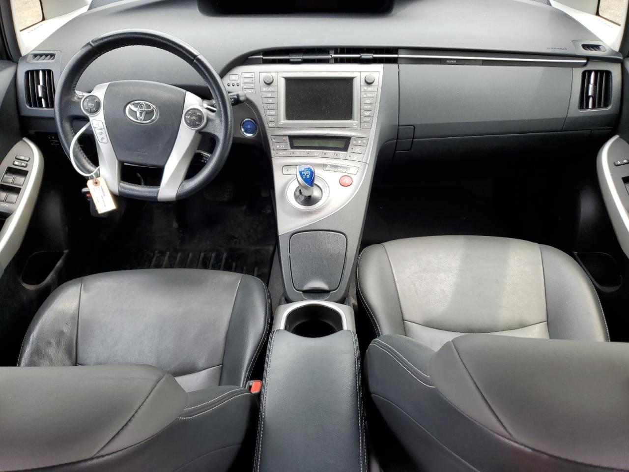 JTDKN3DU8E1740437 2014 Toyota Prius