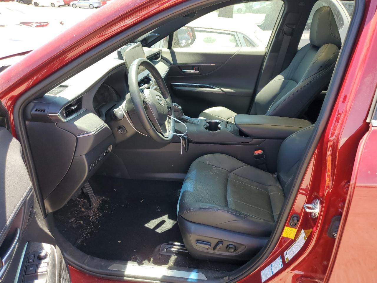 JTEAAAAH8NJ103434 2022 Toyota Venza Le