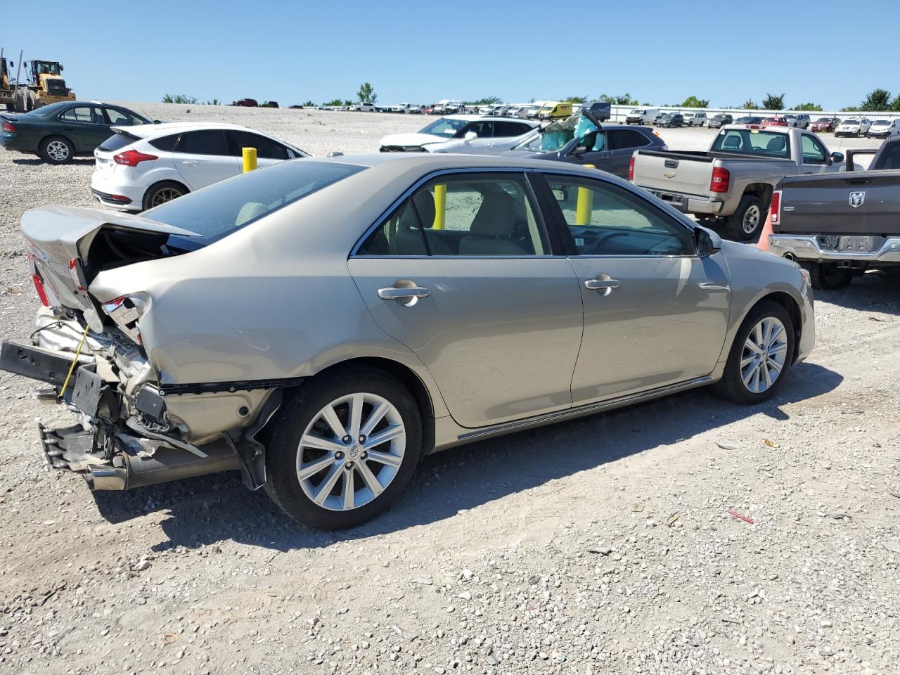 Lot #2821762423 2014 TOYOTA CAMRY SE